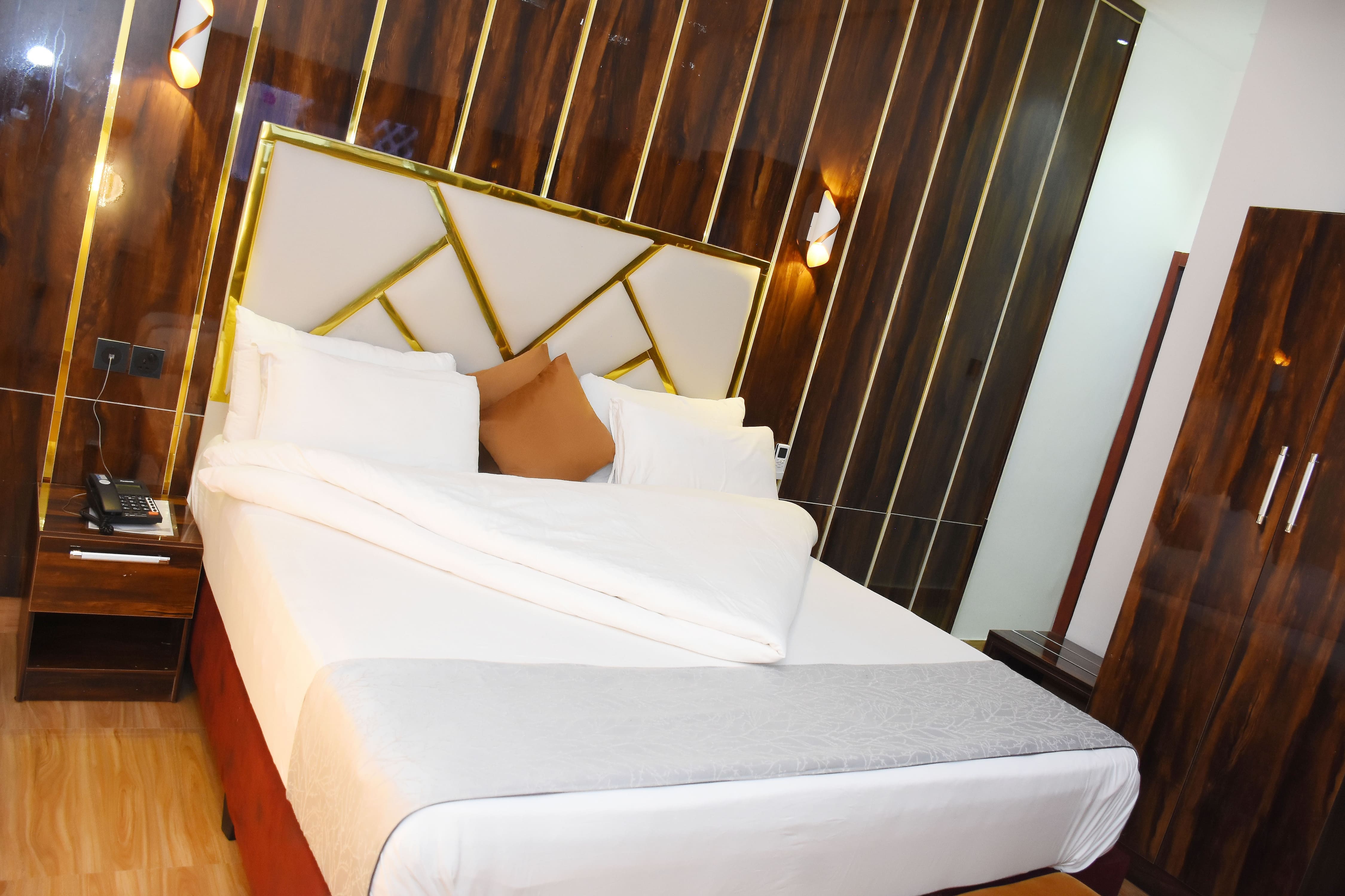 Executive Room